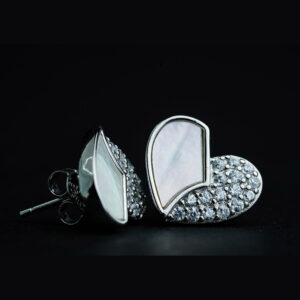 Silver mother of pearl earring