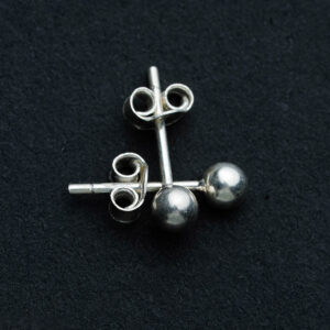 Silver ball stud earring