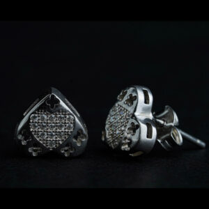 Silver heart earring