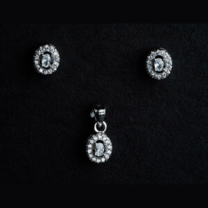 Silver pendent set