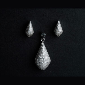 Silver pendent set