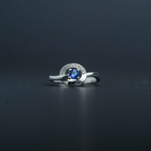 Silver color stone ring