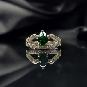 Silver color stone crown ring