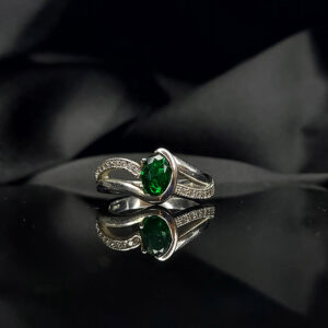 Silver color stone ring