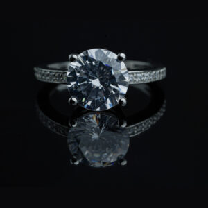 Silver solitaire ring